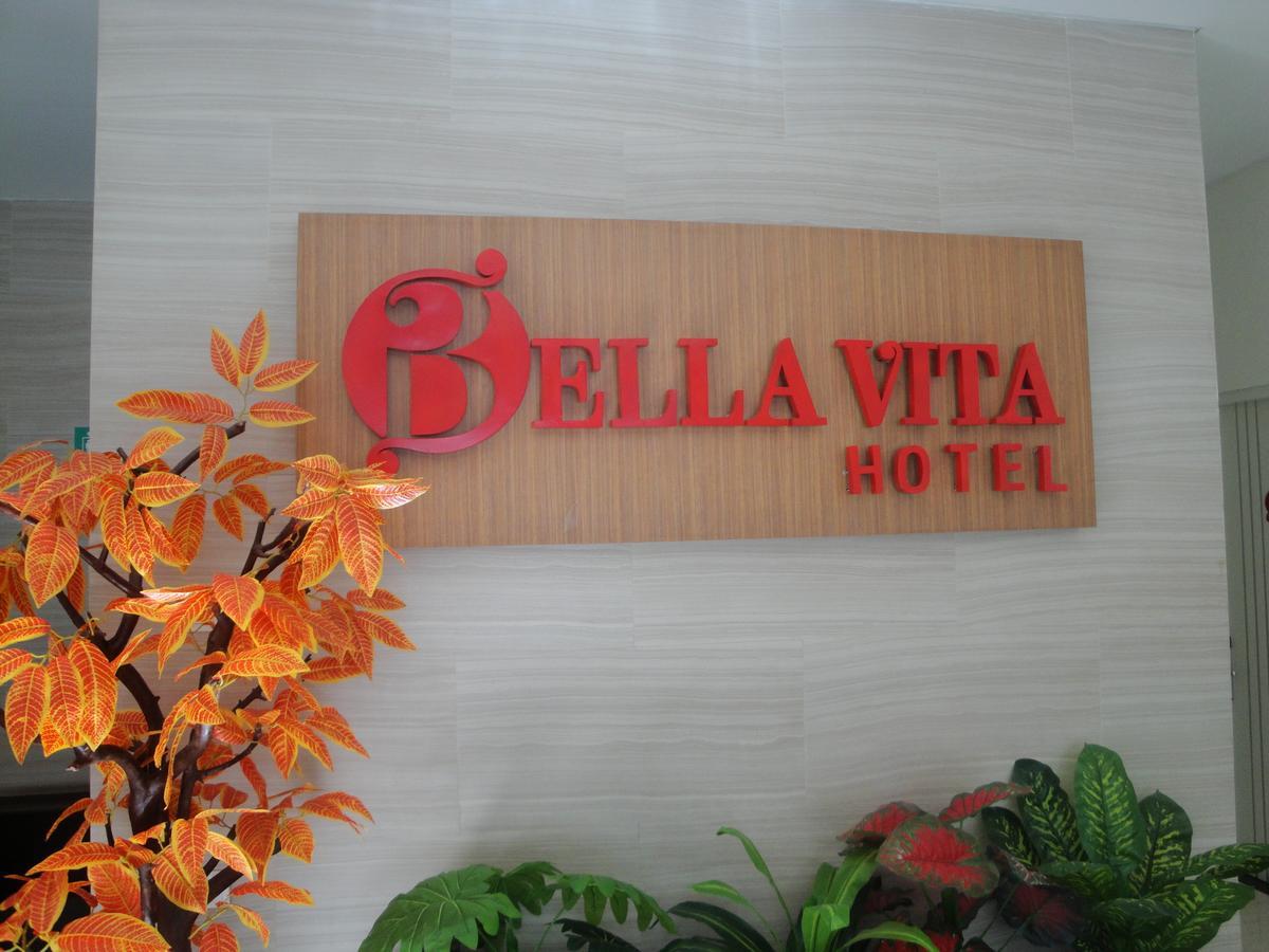 Bella Vita Hotel Kupang  Exterior photo