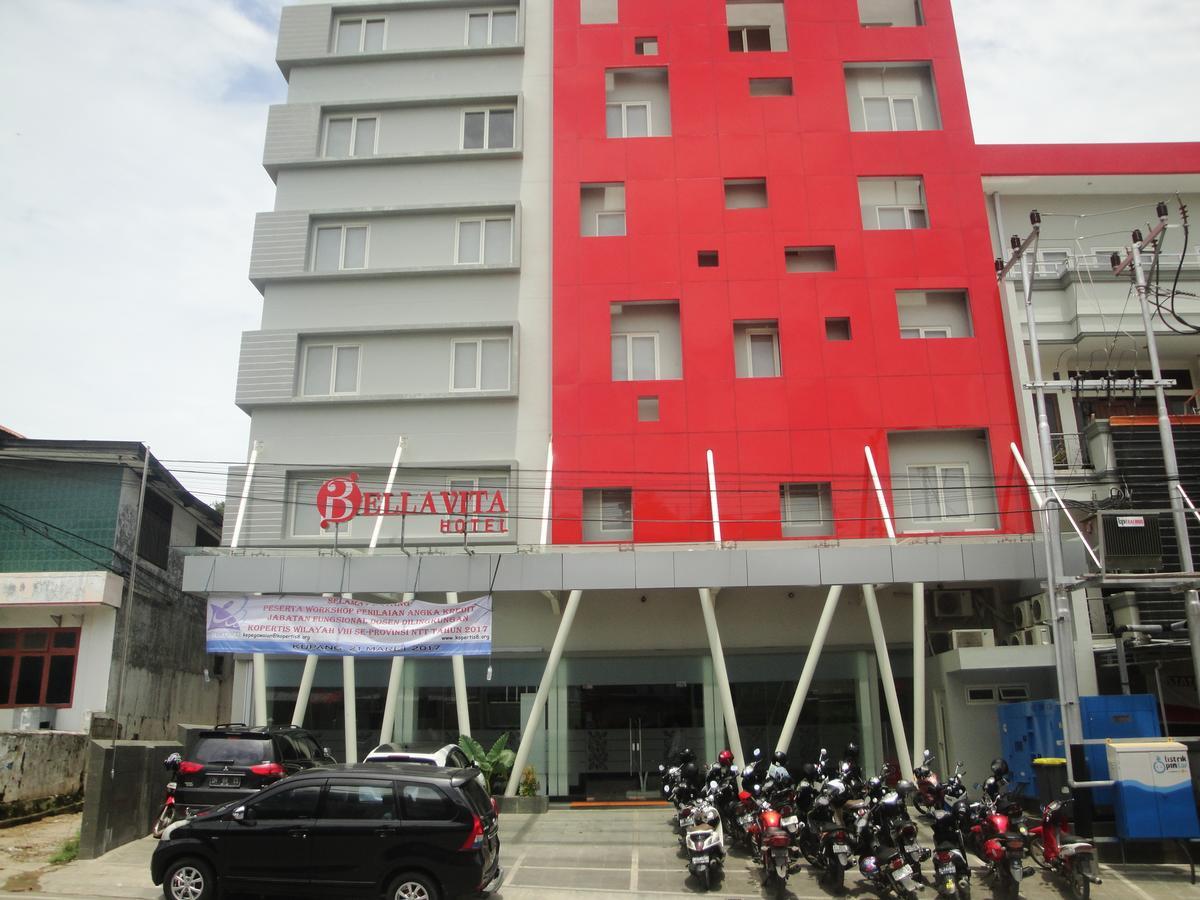 Bella Vita Hotel Kupang  Exterior photo